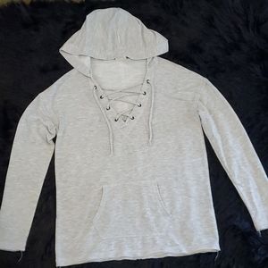 2/$15🦋 Grey hoodie
